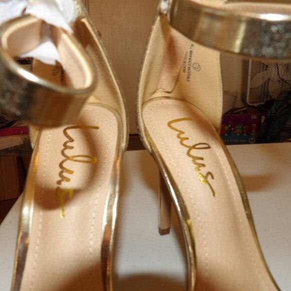 NWOT NWOB Lulus Gold Glitzy Holiday Party Stiletto Heels Never Worn Sz 7.5 - Picture 3 of 6